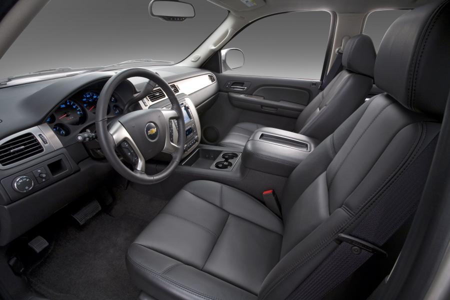  Chevrolet Tahoe 2007 года  (фото 4 из 63)